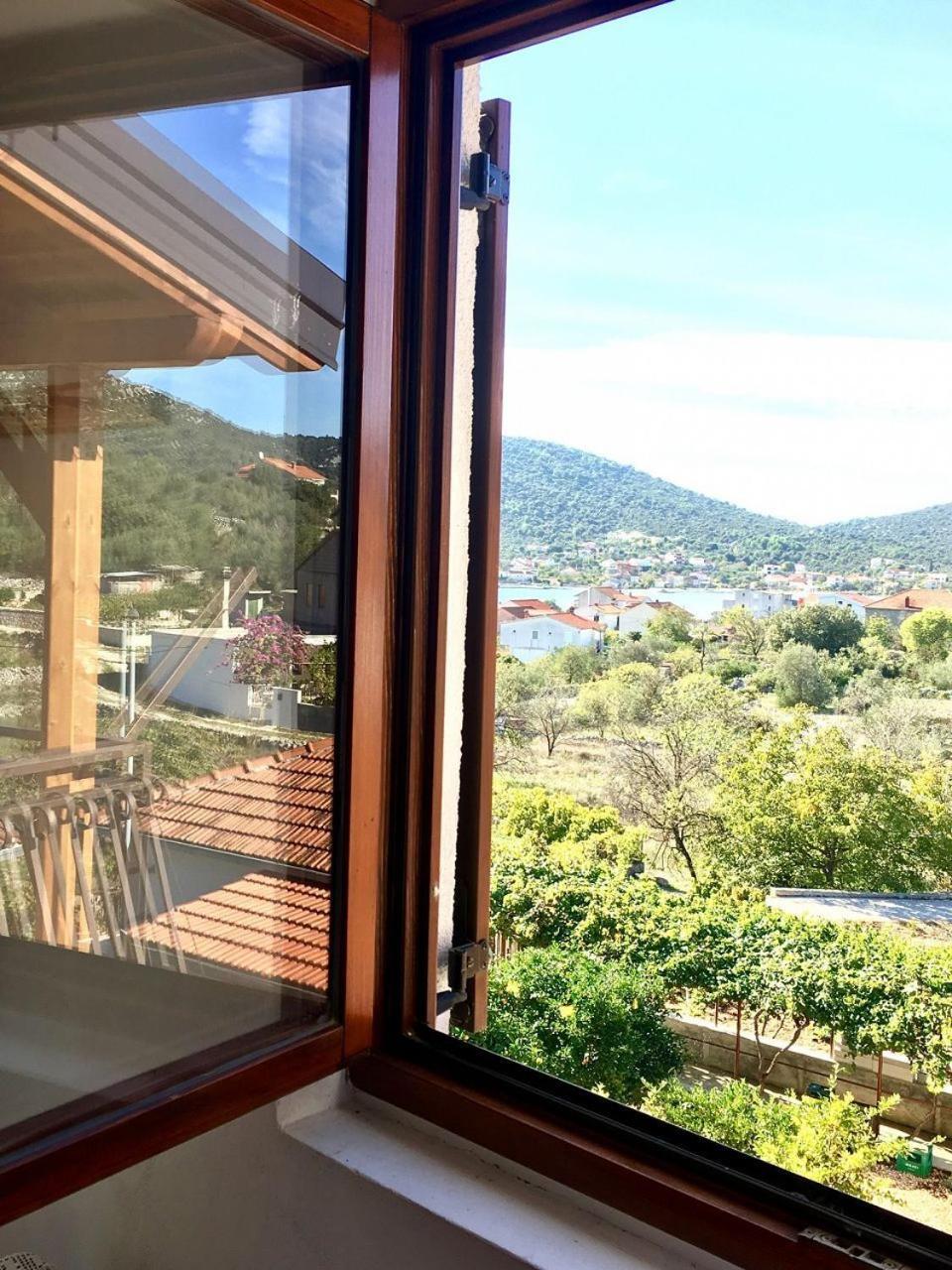 Apartment Ivo Vinišće Екстериор снимка